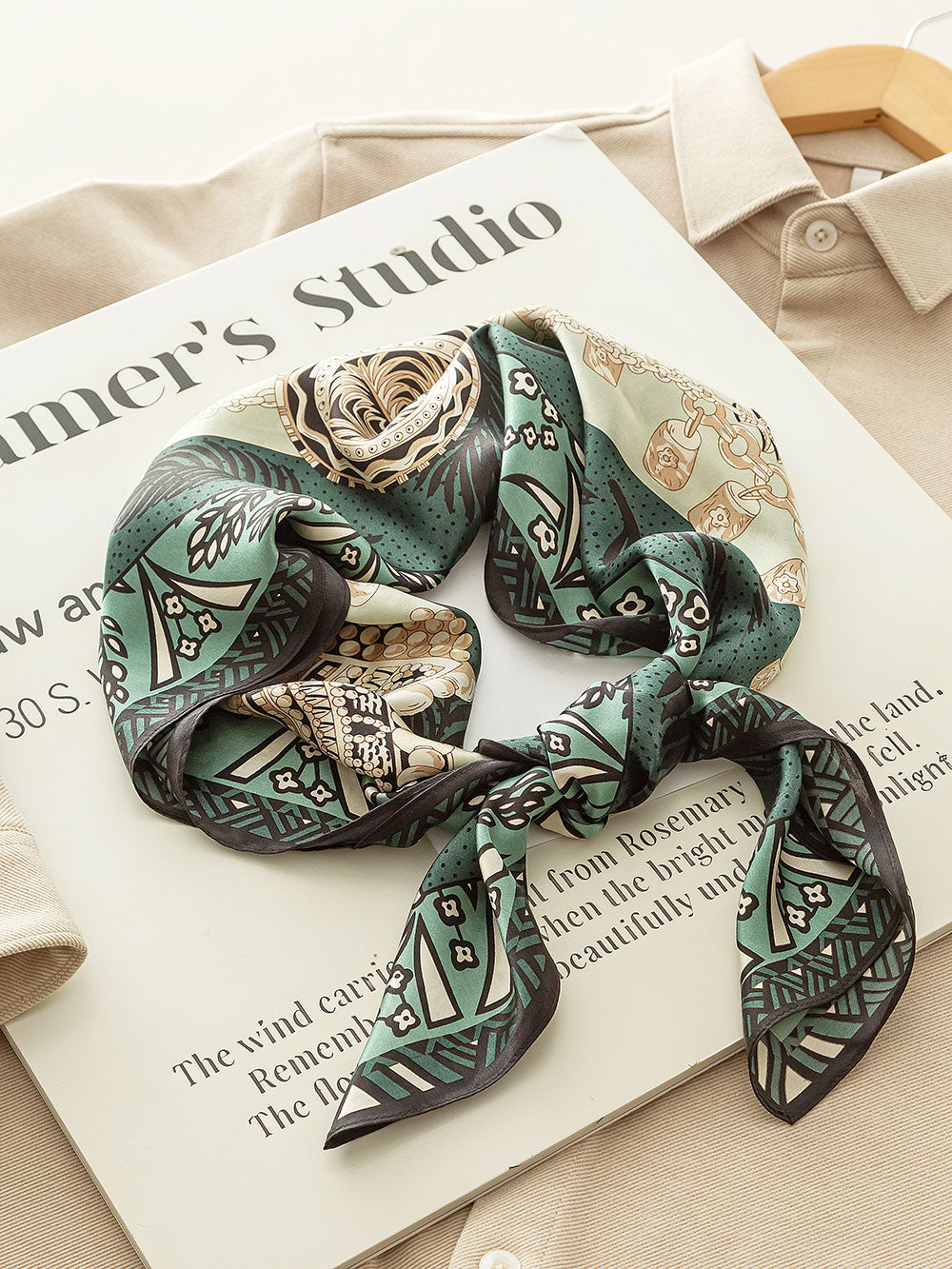 S907-1 Egyptian Scepter Silk Scarf