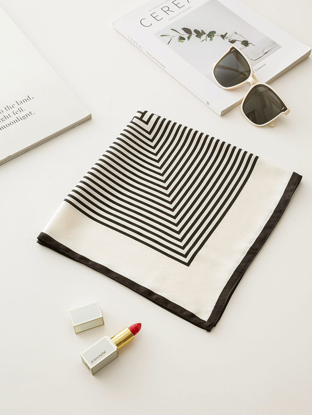 ZSFJ150 Black And White Striped Small Square Scarf